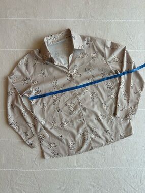 Neutral Floral Button-Up Blouse - Soft Beige